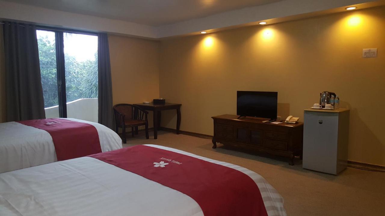 Phil Oasis Hotel & Resort Silang Kültér fotó