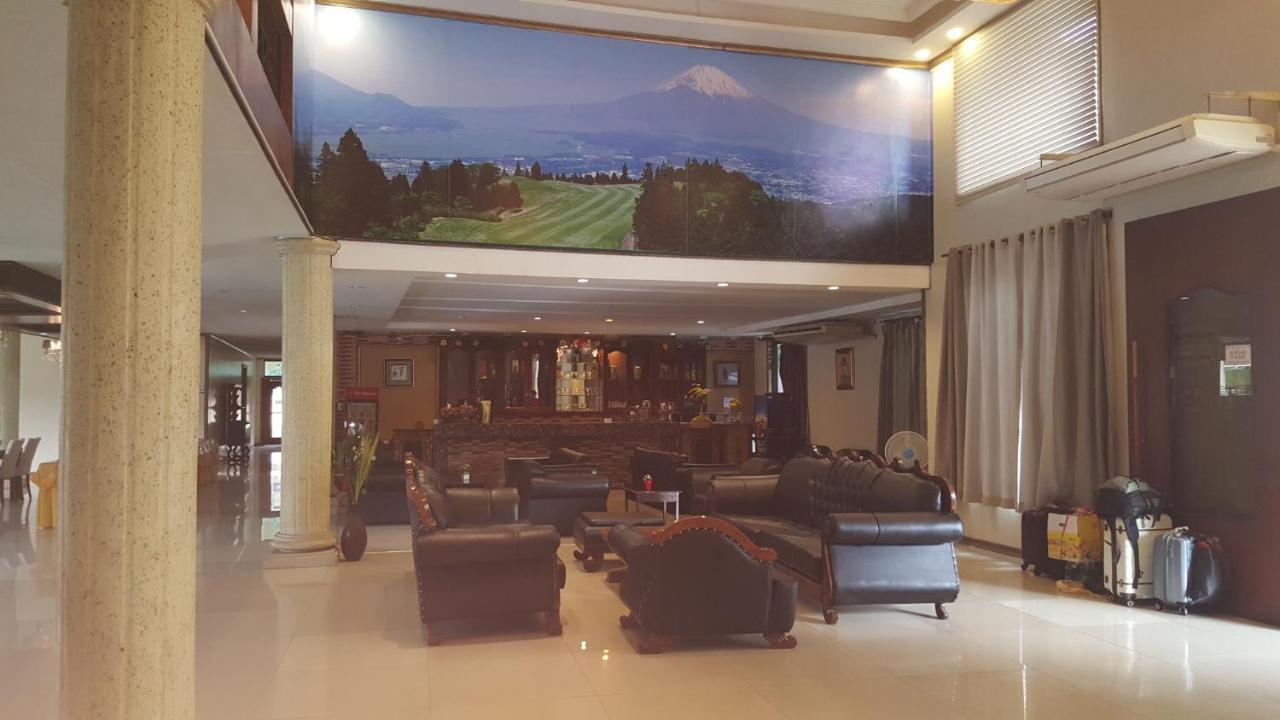 Phil Oasis Hotel & Resort Silang Kültér fotó